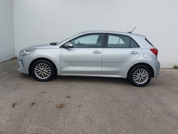 Used Kia Rio 2017 for sale - 76238303: Photo
