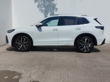 Used Volkswagen Tiguan 2024 for sale - 75012498: Photo