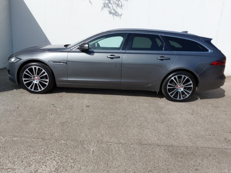 Used Jaguar XF 2018 for sale - 78178989: Photo 4