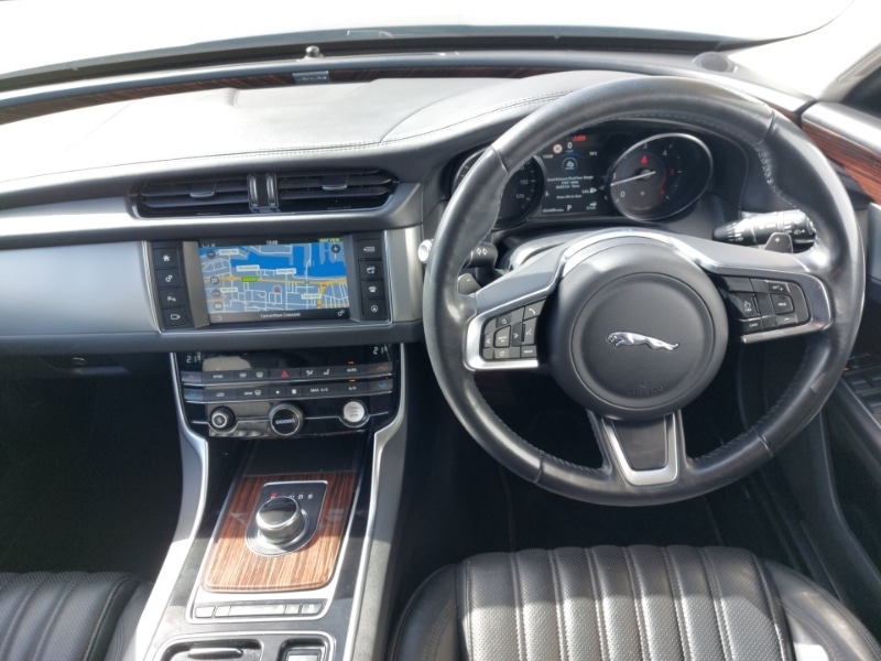 Used Jaguar XF 2018 for sale - 78178989: Photo 7