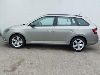 Used Skoda Fabia 2015 for sale - 78079797: Photo