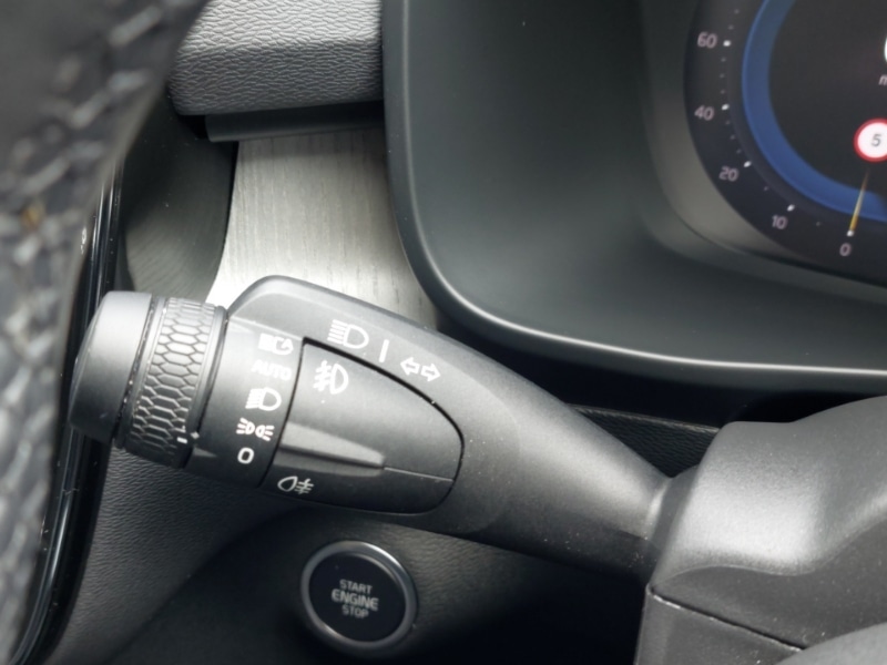 Used Volvo XC40 2024 for sale - 77076213: Photo 17