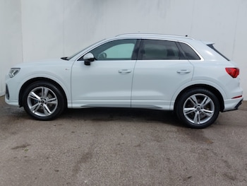 Used Audi Q3 2021 for sale - 78994428: Photo