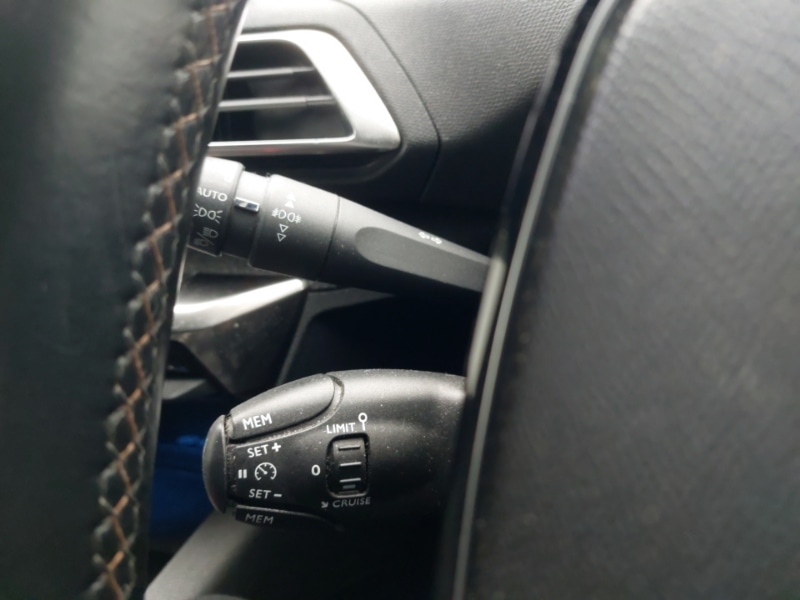 Used Peugeot 3008 2018 for sale - 77786732: Photo 15