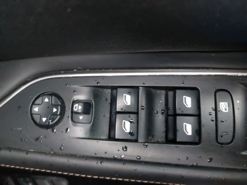 Used Peugeot 3008 2018 for sale - 77786732: Photo 17