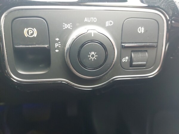 Used Mercedes-Benz A-Class 2019 for sale - 75640664: Photo 14