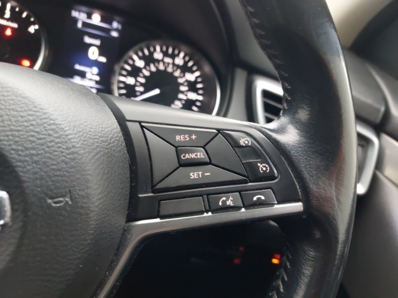 Used Nissan Qashqai 2017 for sale - 77034796: Photo 16