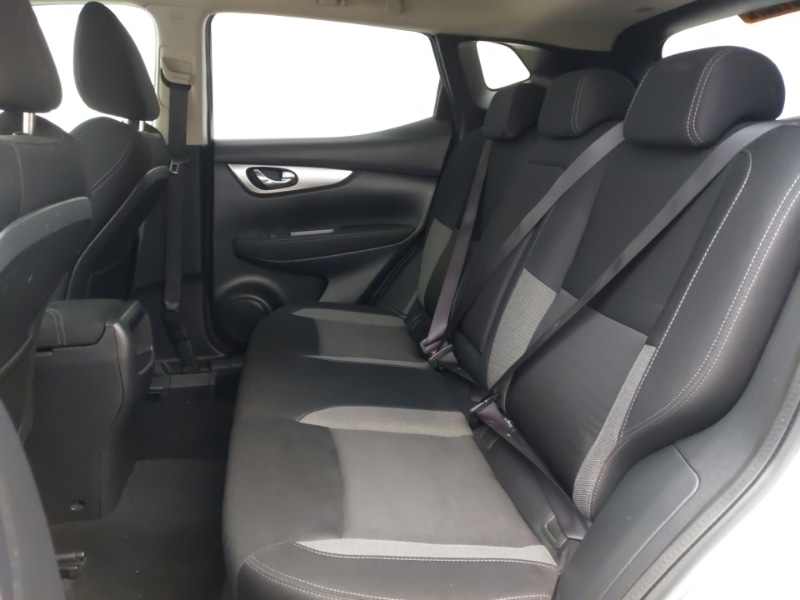 Used Nissan Qashqai 2017 for sale - 77034796: Photo 6