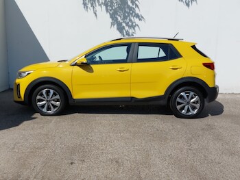 Used Kia Stonic 2023 for sale - 75719062: Photo
