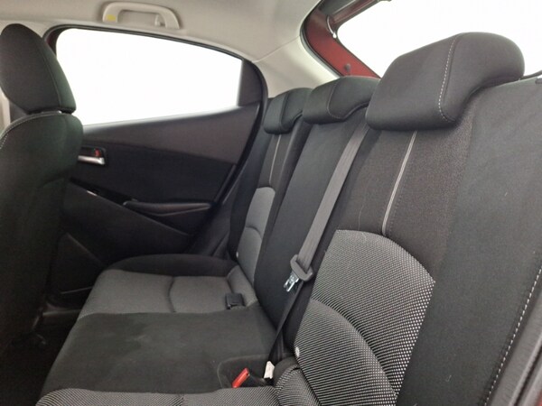 Used Mazda Mazda2 2017 for sale - 76112975: Photo 6