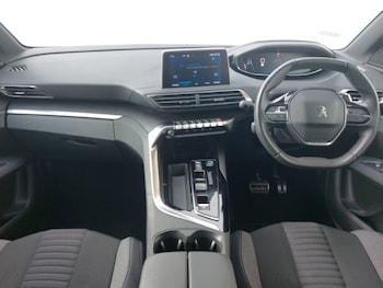 Used Peugeot 5008 2023 for sale - 76208328: Photo 2