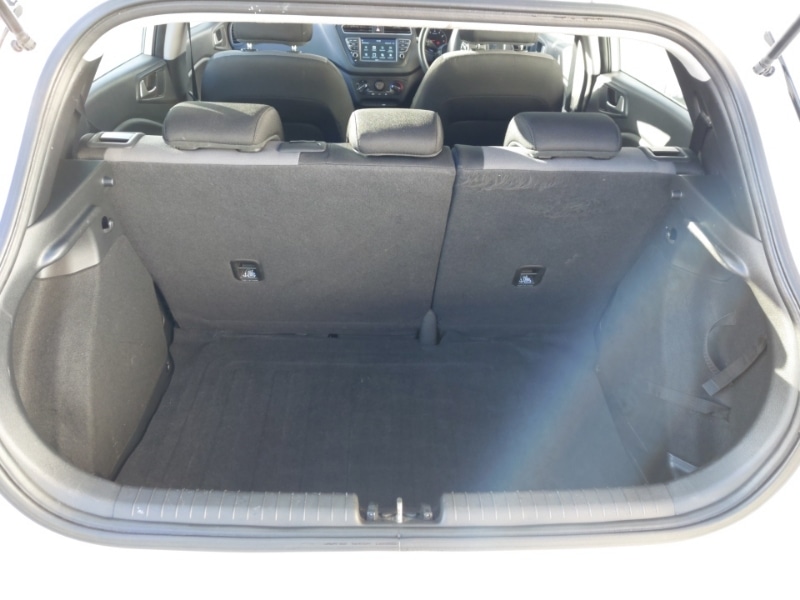 Used Hyundai i20 2020 for sale - 77289910: Photo 8