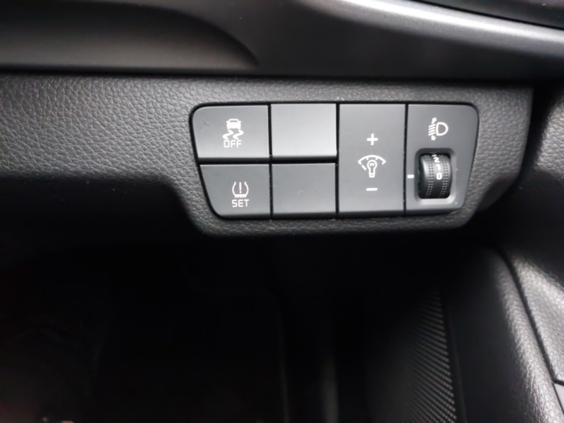 Used Kia Stonic 2019 for sale - 77472168: Photo 19