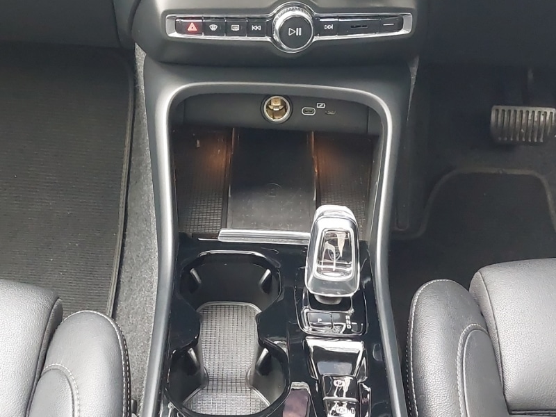 Used Volvo XC40 2024 for sale - 75959189: Photo 11