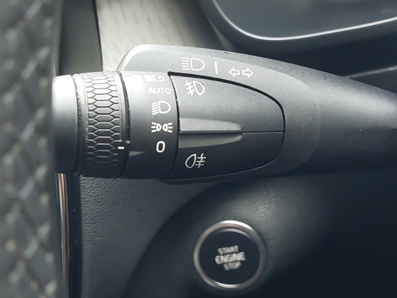 Used Volvo XC40 2024 for sale - 75959189: Photo 16