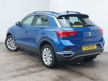 Used Volkswagen T-Roc 2019 for sale - 75894178: Photo