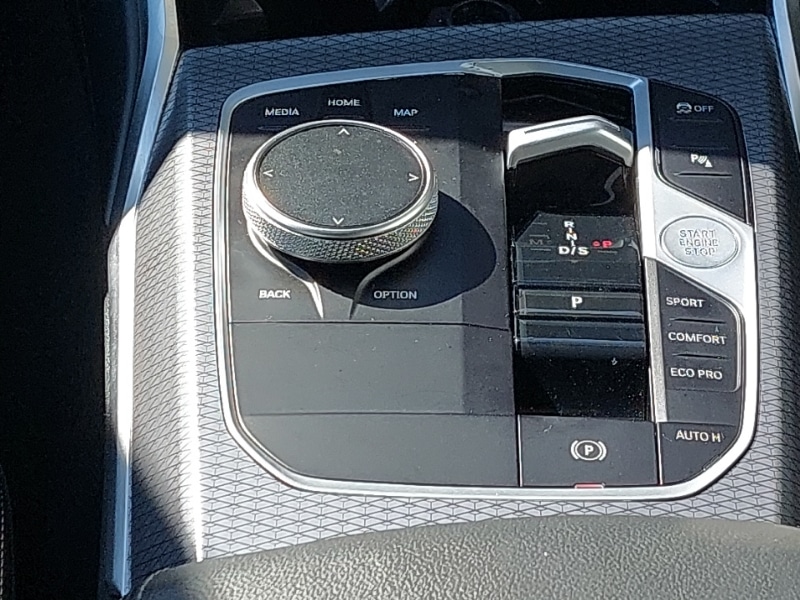 Used BMW 3 Series 2024 for sale - 76317607: Photo 11