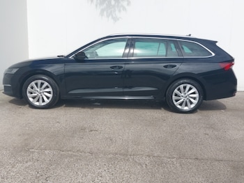 Used Skoda Octavia 2024 for sale - 75767763: Photo