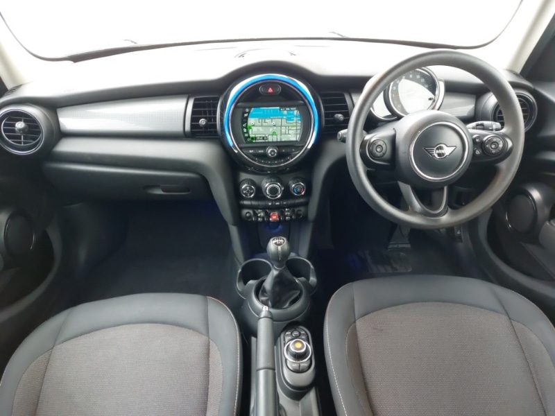 Used MINI Hatch 2019 for sale - 77448369: Photo 2