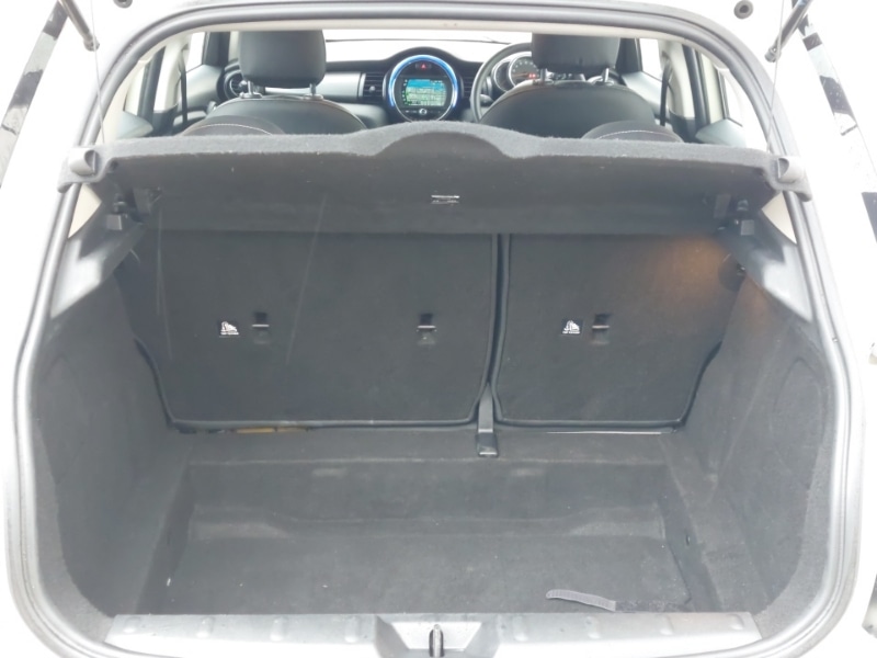 Used MINI Hatch 2019 for sale - 77448369: Photo 8