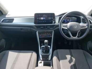 Used Volkswagen T-Roc 2023 for sale - 75104759: Photo