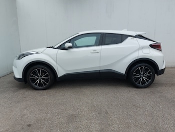 Used Toyota C-HR 2018 for sale - 79607499: Photo