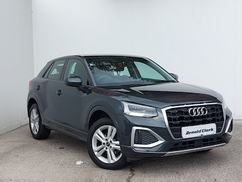 Audi - Q2