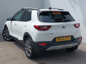 Used Kia Stonic 2020 for sale - 78910143: Photo