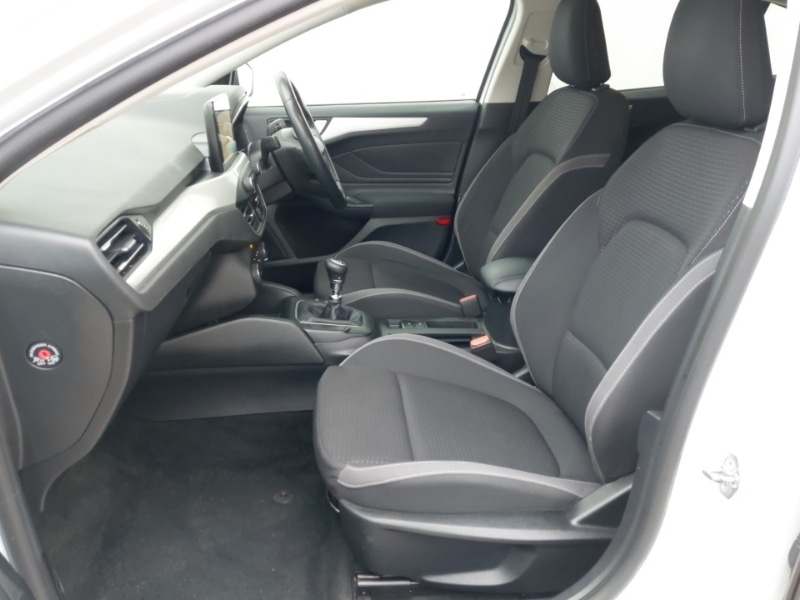 Used Ford Focus 2020 for sale - 76401094: Photo 5