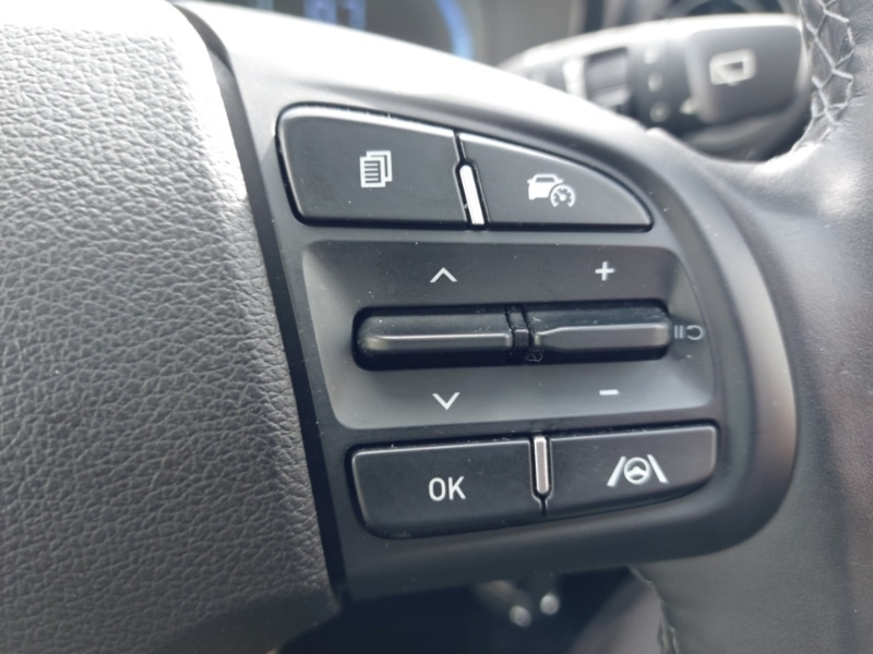 Used Hyundai i10 2023 for sale - 78126650: Photo 15