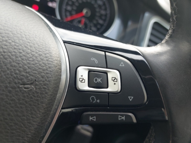 Used Volkswagen Golf 2017 for sale - 77644543: Photo 16