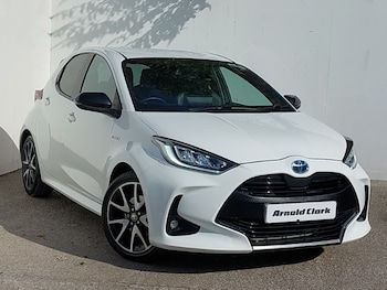 Used Toyota Yaris 2021 for sale - 79457696: Photo