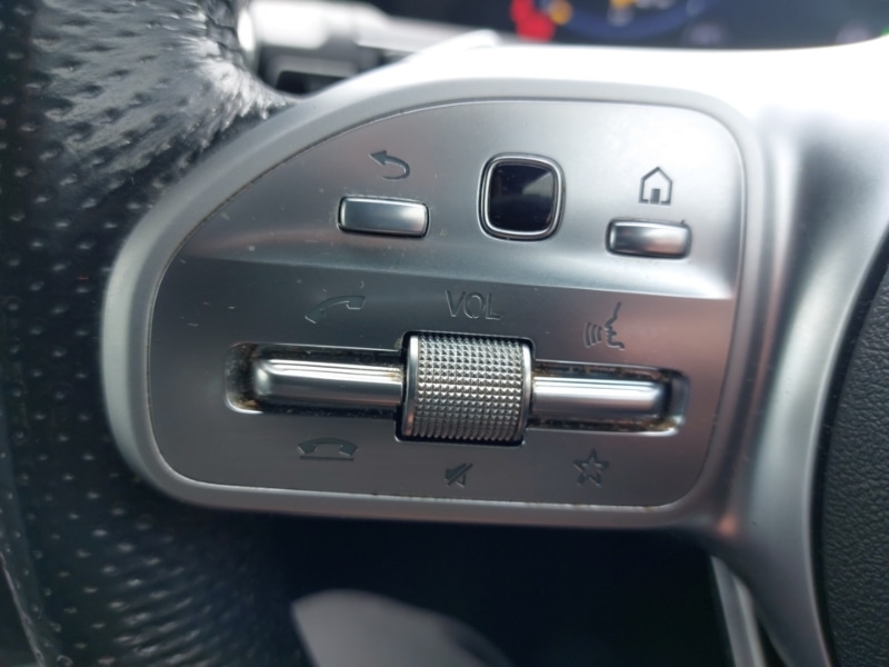 Used Mercedes-Benz GLE 2021 for sale - 77689801: Photo 17