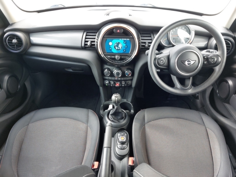Used MINI Hatch 2018 for sale - 77760922: Photo 2