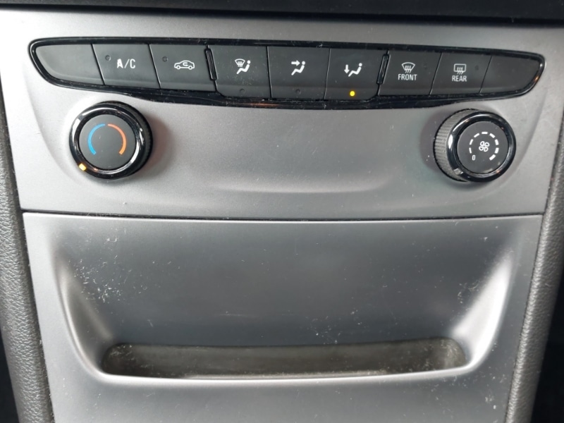 Used Vauxhall Astra 2018 for sale - 77922038: Photo 11