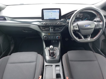 Used Ford Focus 2019 for sale - 79443422: Photo
