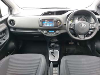 Used Toyota Yaris 2020 for sale - 75315555: Photo