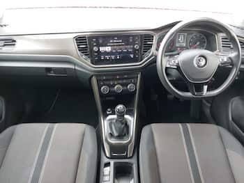 Used Volkswagen T-Roc 2019 for sale - 79728615: Photo