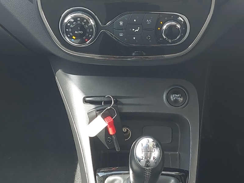 Used Renault Captur 2018 for sale - 76258219: Photo 11