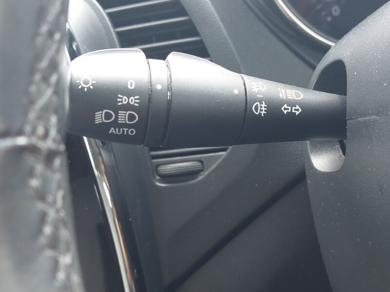 Used Renault Captur 2018 for sale - 76258219: Photo 17