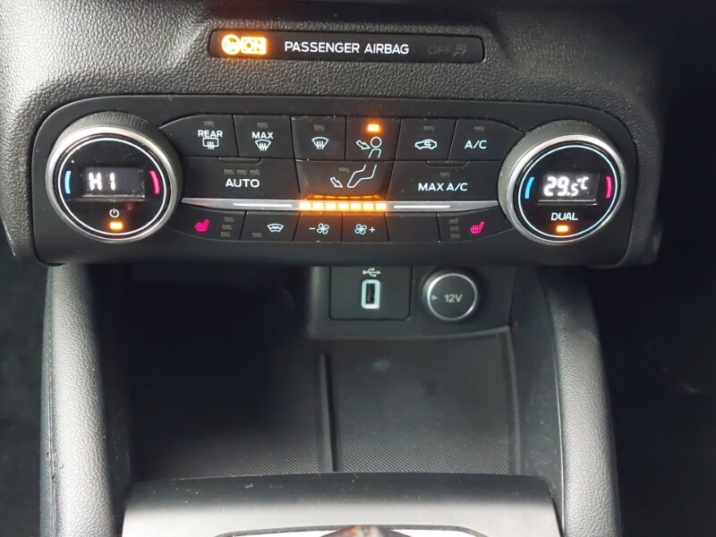 Used Ford Focus 2018 for sale - 77337935: Photo 11