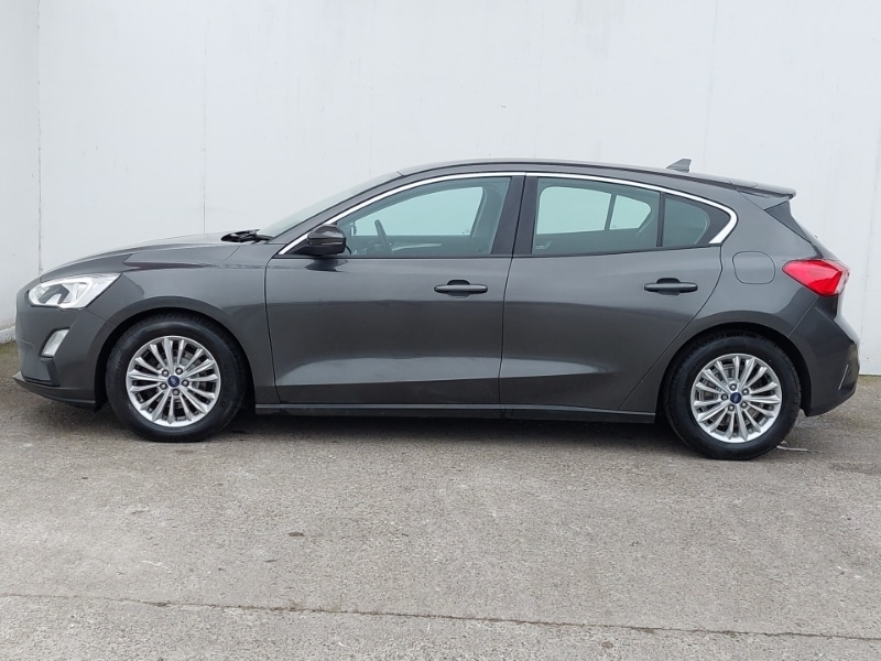Used Ford Focus 2018 for sale - 77337935: Photo 4