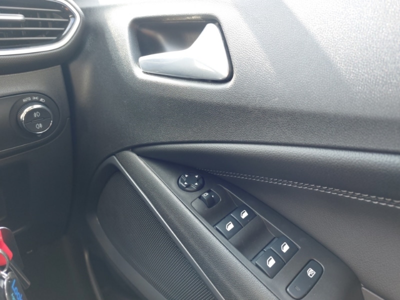 Used Vauxhall Crossland 2021 for sale - 76788836: Photo 19