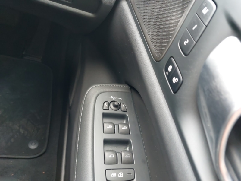 Used Volvo V60 2025 for sale - 77987596: Photo 18