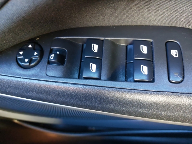 Used Vauxhall Crossland X 2018 for sale - 76785851: Photo 17