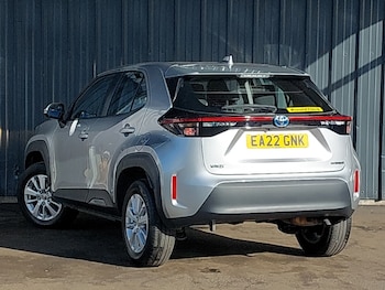 Used Toyota Yaris Cross 2022 for sale - 76970608: Photo