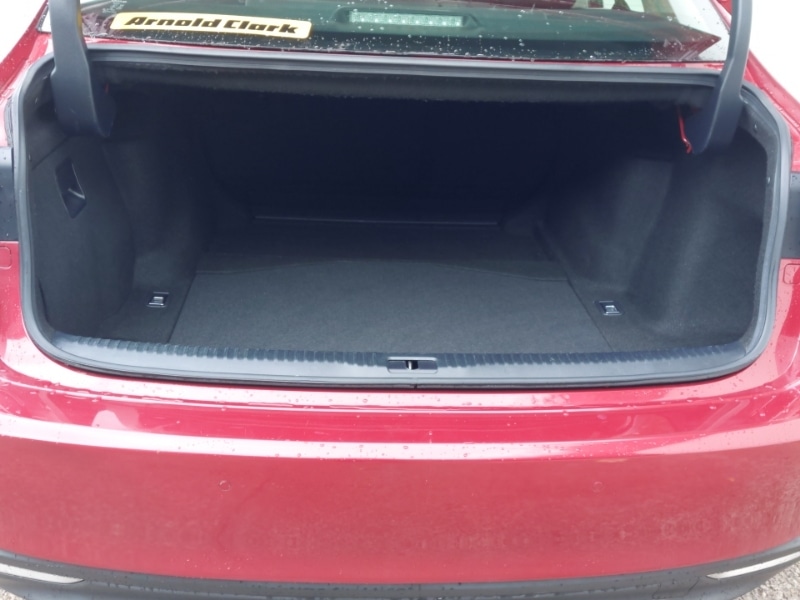 Used Lexus IS 2019 for sale - 76410955: Photo 8