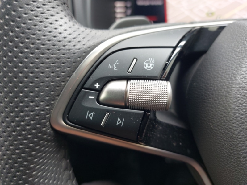 Used Skoda Karoq 2024 for sale - 78118171: Photo 16