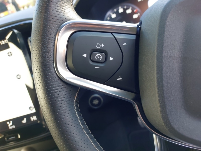 Used Volvo XC40 2021 for sale - 76860425: Photo 13