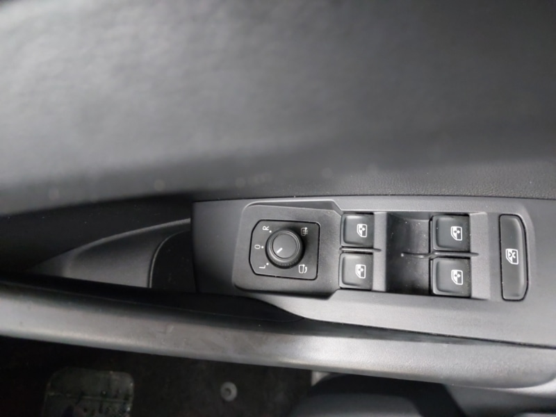 Used Volkswagen T-Cross 2024 for sale - 77169352: Photo 18